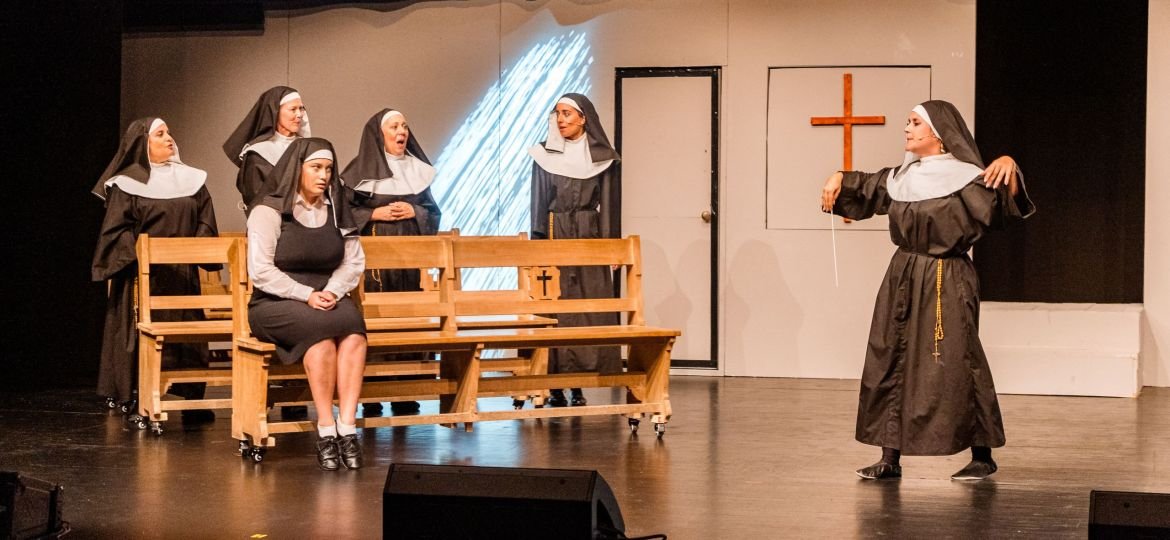 The Algarveans Theatre Group: Sisters Act Dress Rehearsal